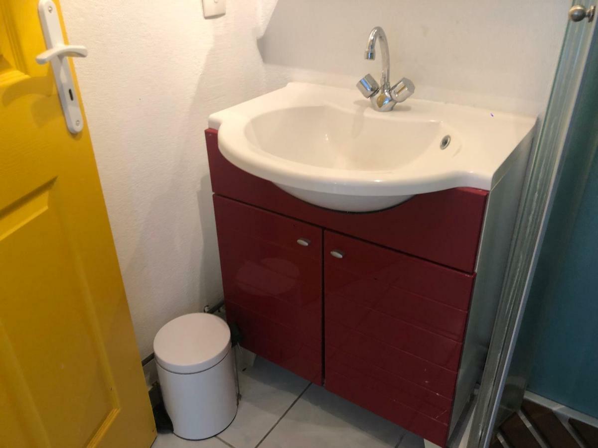 Casa Mya Apartment Куру Екстериор снимка